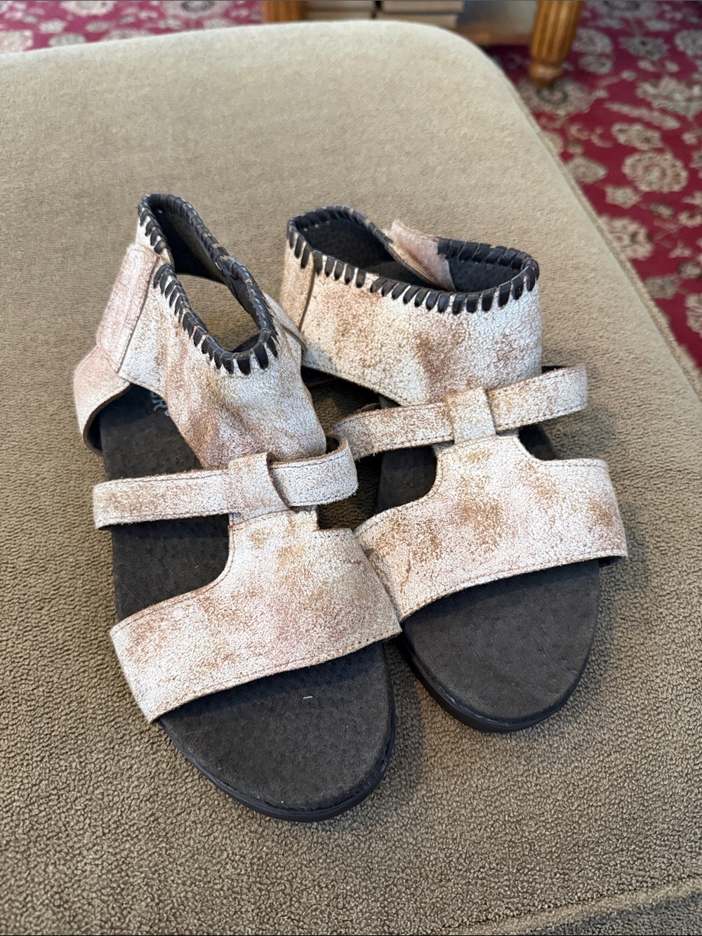 Women's Roper Beige Strappy Sandals Size 8 (TD)